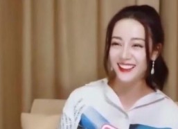 娱乐圈吃瓜迪丽热巴,甜蜜与争议交织的星光之路